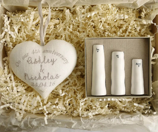 4th Linen Anniversary Embroidered Heart & Bud Vase Set