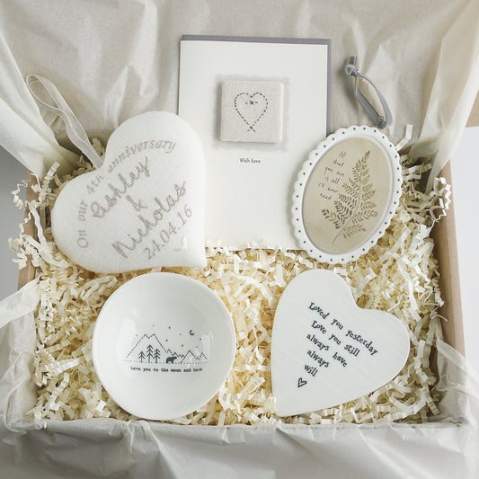4th Linen Wedding Anniversary | Personalised Heart and Gift Box Bundle